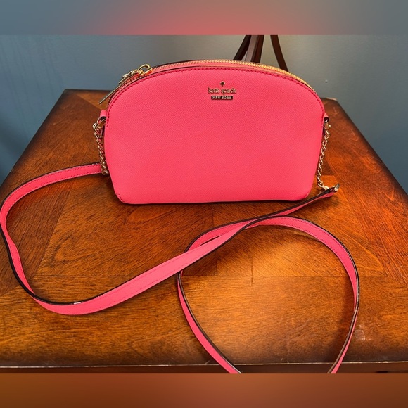 Kate Spade Cameron Street Blossom Hilli color bright flamingo Crossbody Bag - Picture 1 of 13